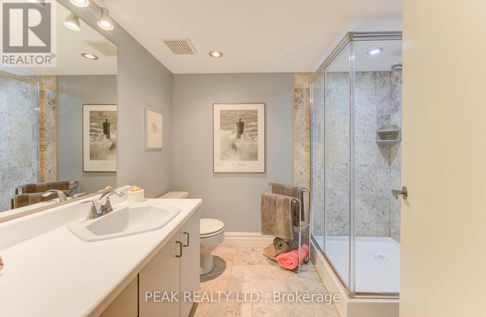 45 Shuh Avenue, Waterloo, Ontario  N2A 2Y1 - Photo 22 - X12480415