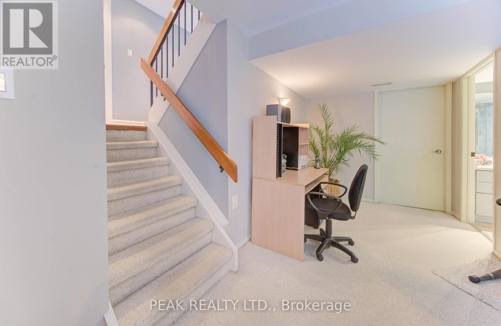 45 Shuh Avenue, Waterloo, Ontario  N2A 2Y1 - Photo 24 - X12480415