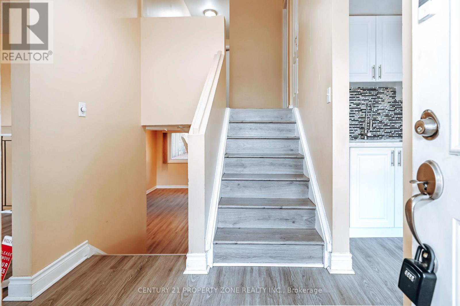 230 Linden Drive, Cambridge, Ontario  N3H 4Y2 - Photo 13 - X12475508