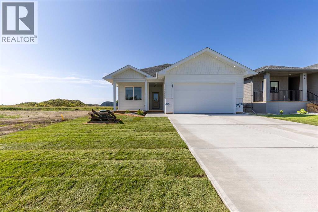 62 E 300 S, Raymond, Alberta