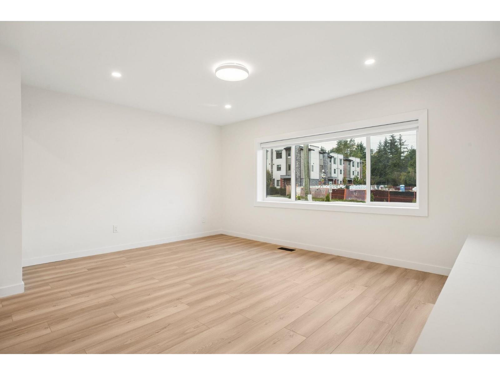 15962 North Bluff Road, White Rock, British Columbia  V4B 3G8 - Photo 6 - R3061539