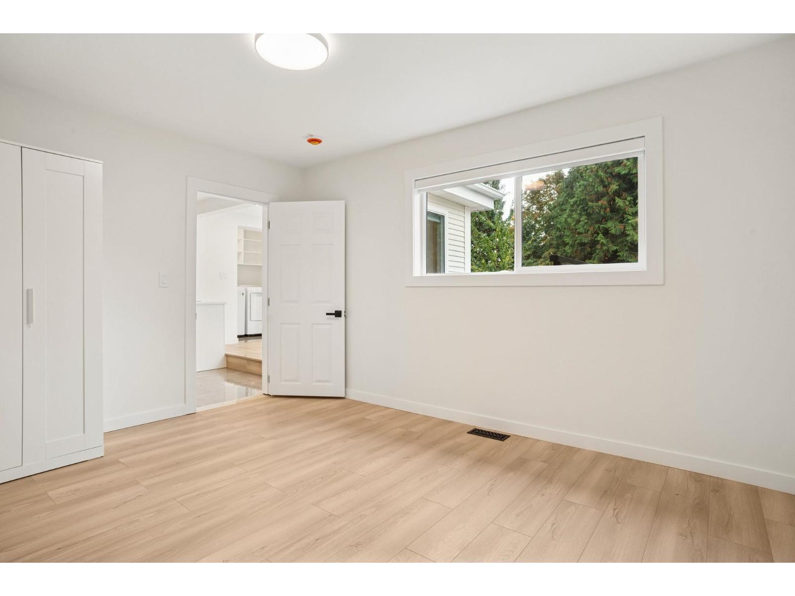 15962 North Bluff Road, White Rock, British Columbia  V4B 3G8 - Photo 13 - R3061539