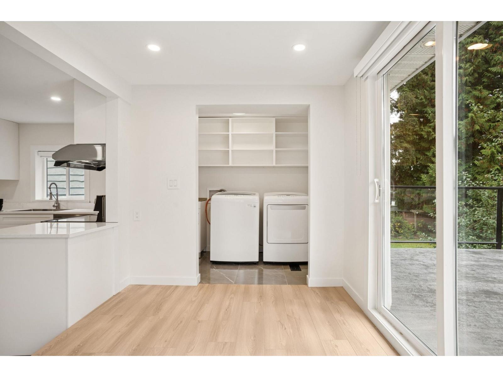 15962 North Bluff Road, White Rock, British Columbia  V4B 3G8 - Photo 11 - R3061539