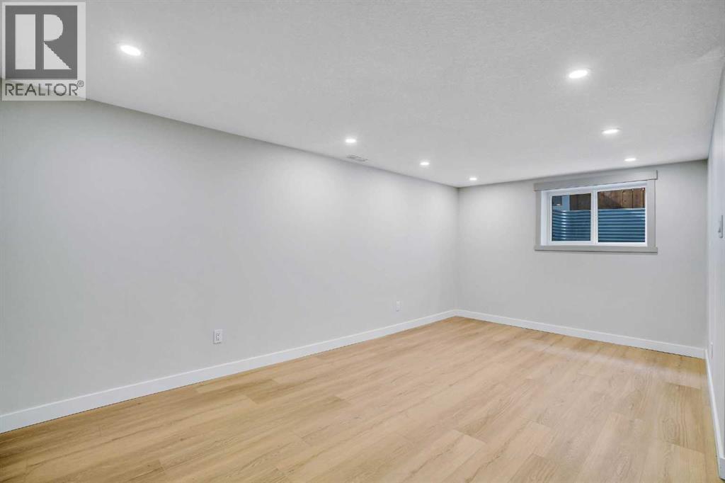 146 Springwood Drive Sw, Calgary, Alberta  T2W 0K5 - Photo 38 - A2265176