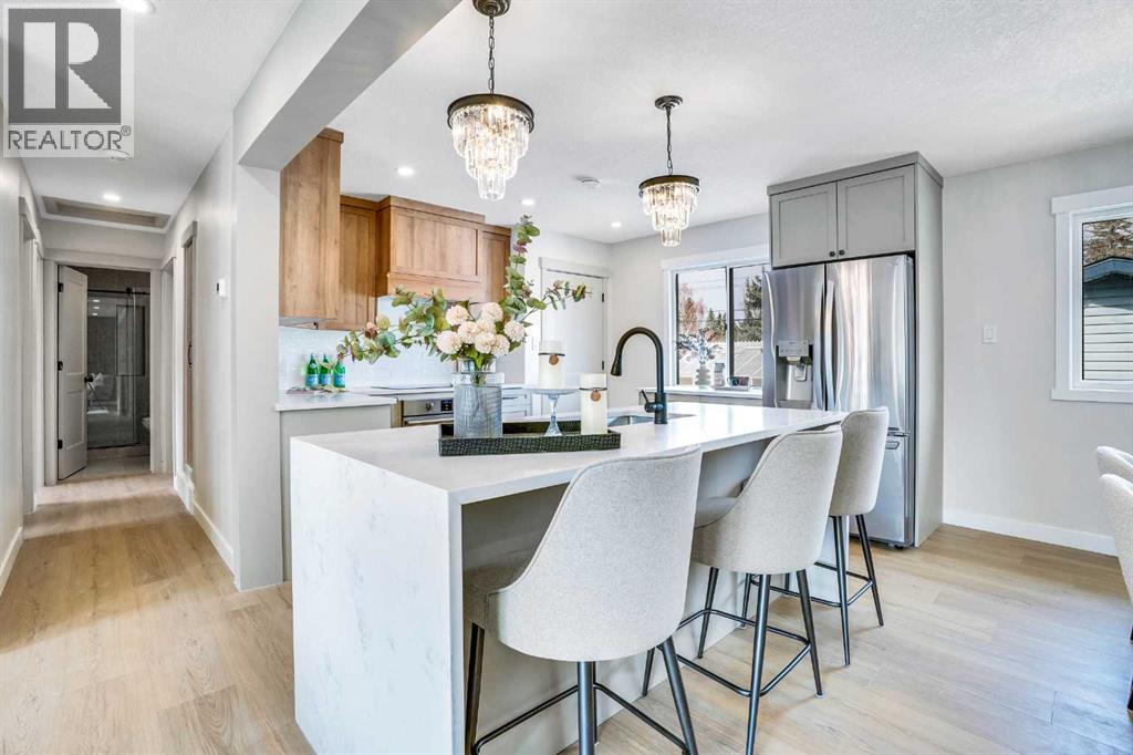 146 Springwood Drive Sw, Calgary, Alberta  T2W 0K5 - Photo 13 - A2265176