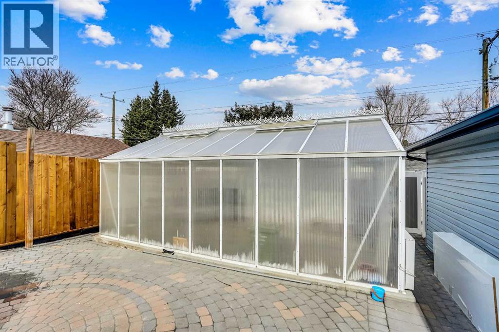 146 Springwood Drive Sw, Calgary, Alberta  T2W 0K5 - Photo 49 - A2265176