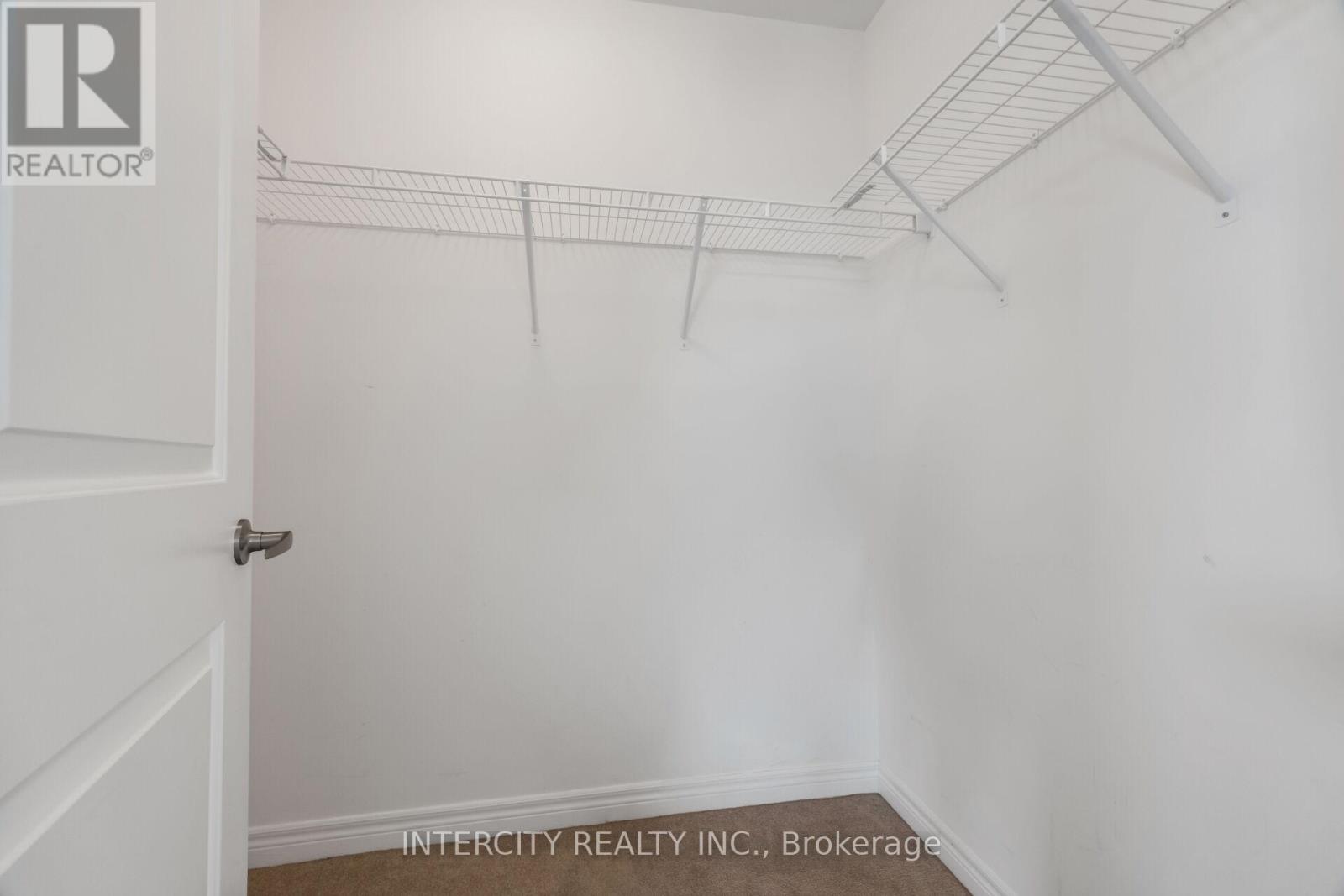 2 Queenpost Drive, Brampton (Credit Valley), Ontario  L6Y 6L2 - Photo 20 - W12473756