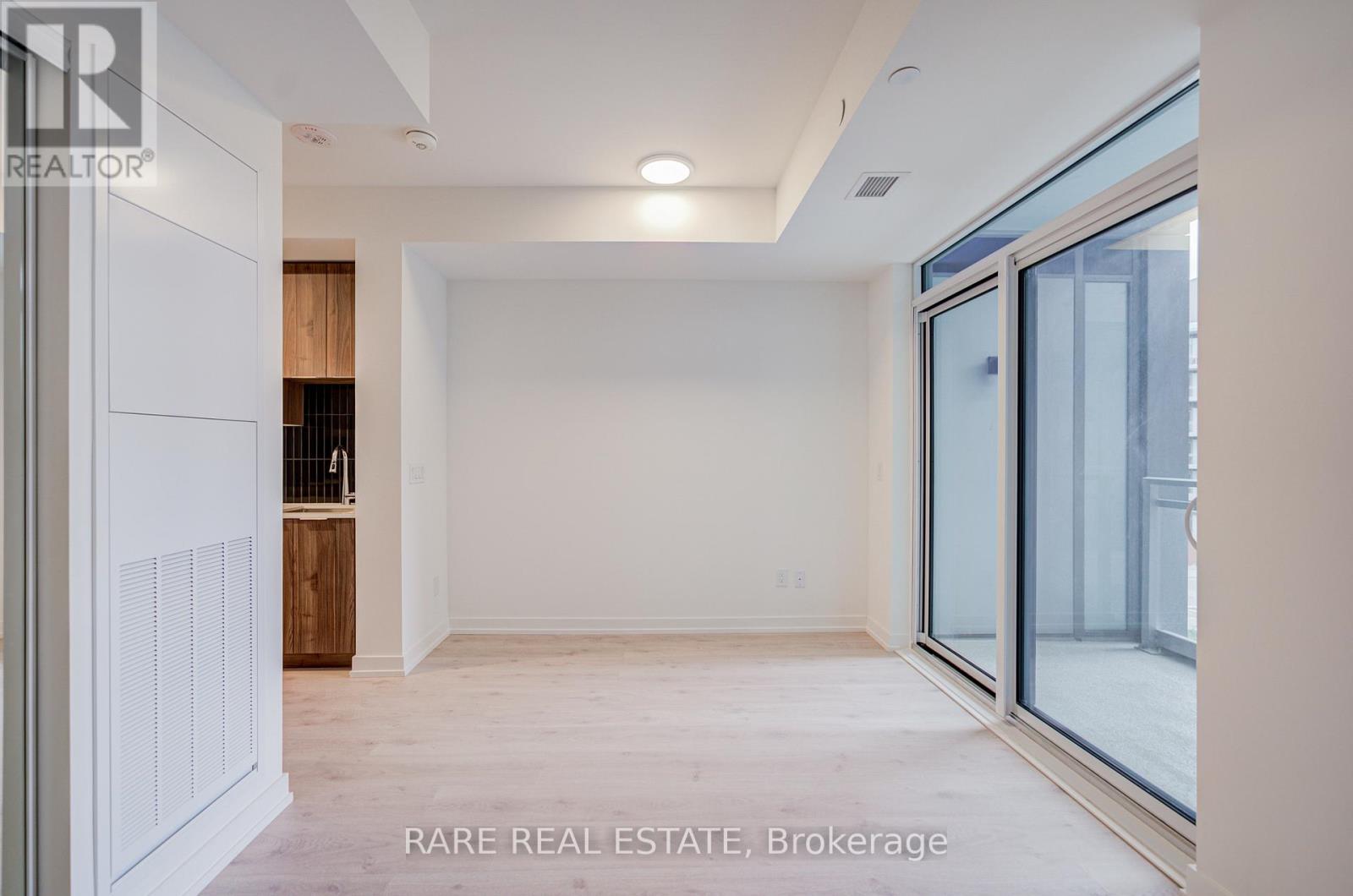 359 - 2501 Saw Whet Boulevard, Oakville, Ontario  L6M 5N2 - Photo 7 - W12480076