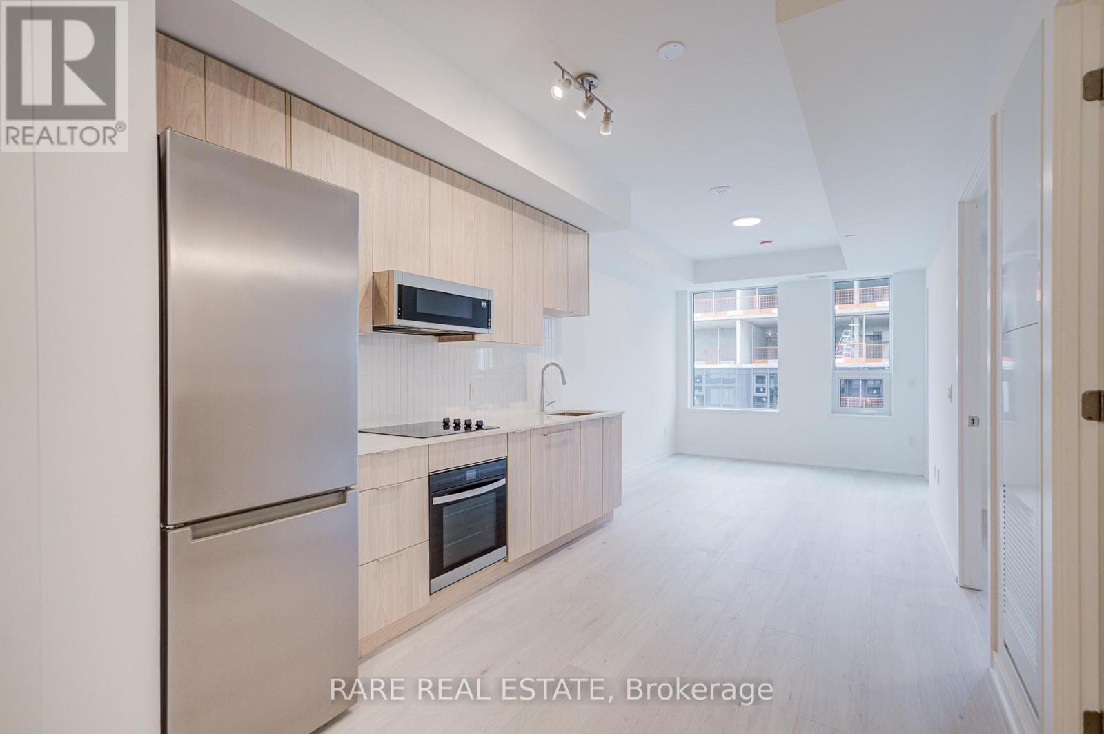 312 - 2501 Saw Whet Boulevard, Oakville, Ontario  L6M 5N2 - Photo 6 - W12480102