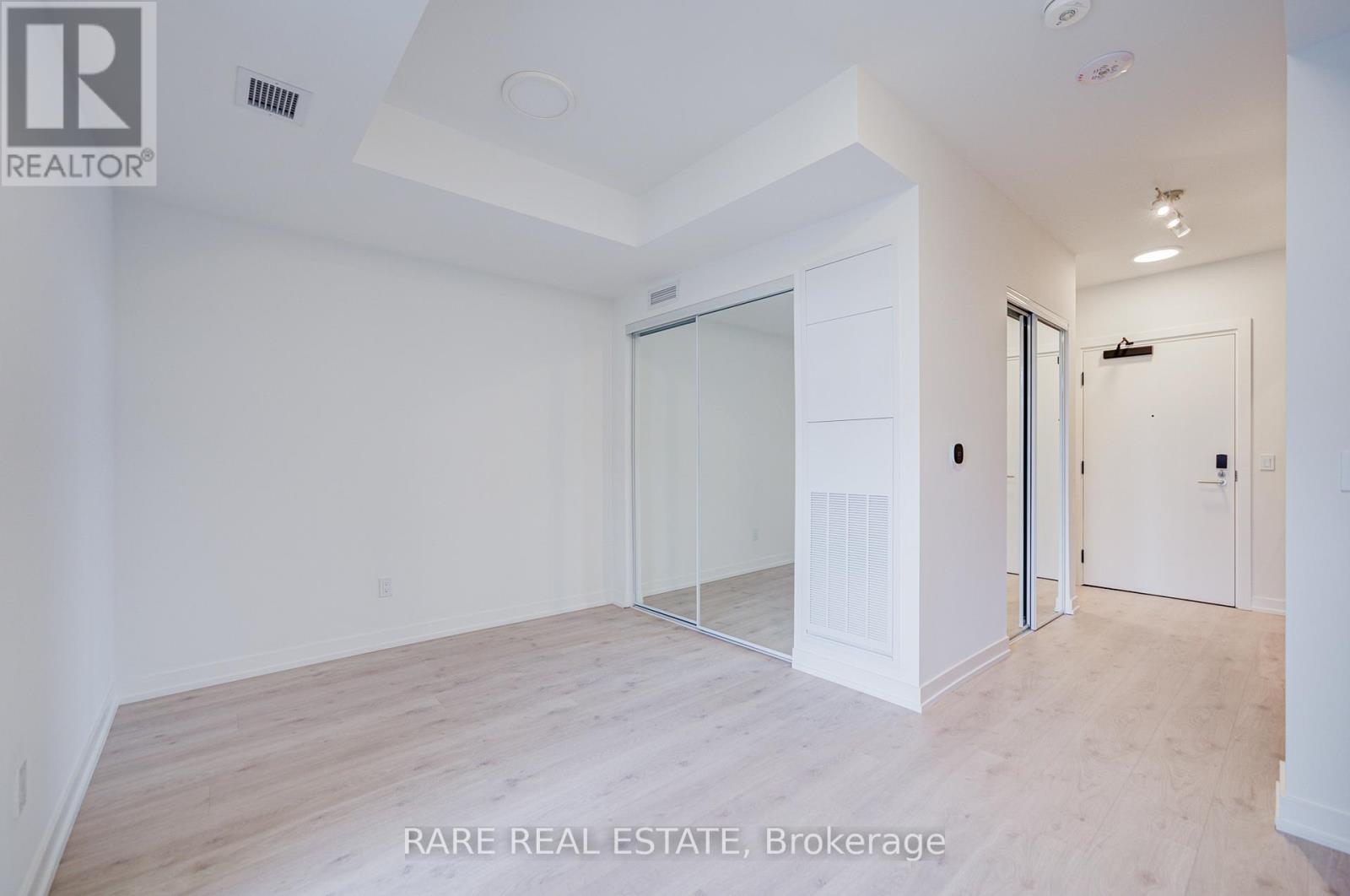 359 - 2501 Saw Whet Boulevard, Oakville, Ontario  L6M 5N2 - Photo 6 - W12480076