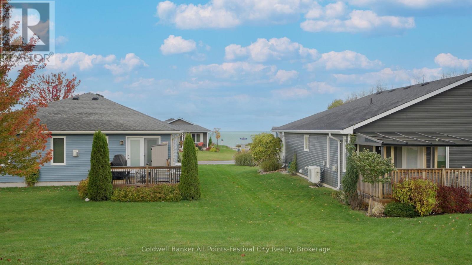 17 Huron Heights Drive, Ashfield-Colborne-Wawanosh, Ontario  N7A 0B1 - Photo 3 - X12480465