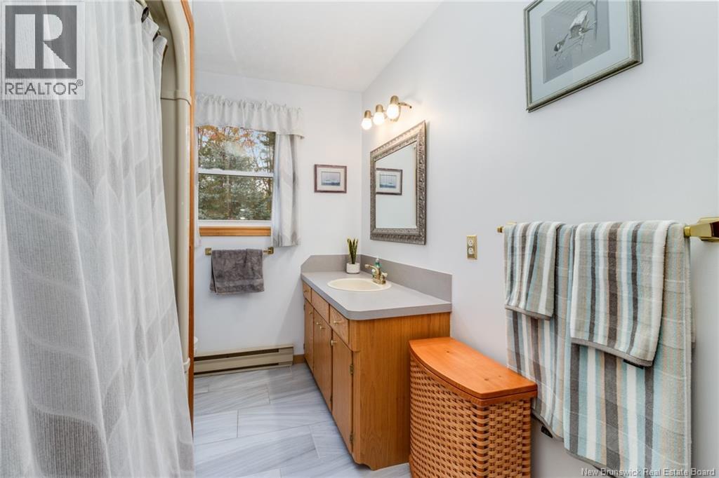 14 Hartt Street, Fredericton, New Brunswick  E3A 4X1 - Photo 22 - NB127294