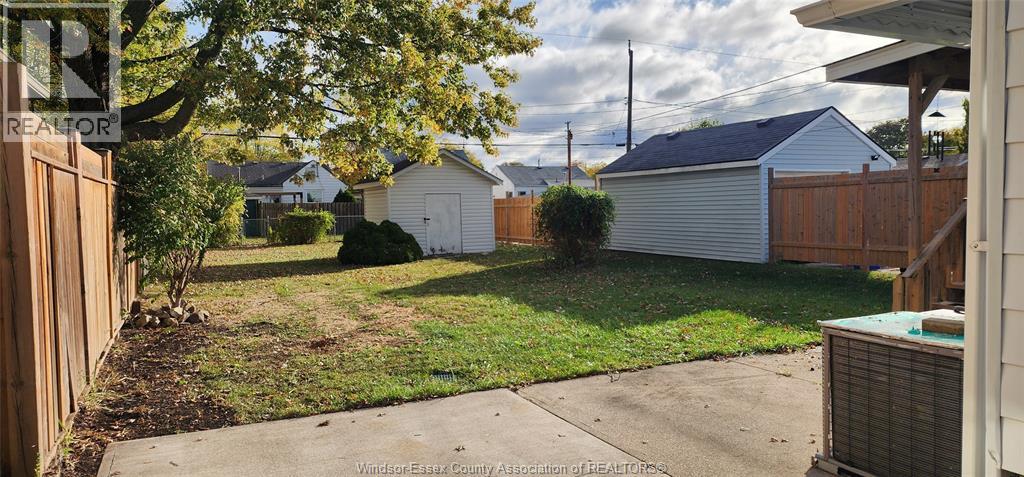2244 Parent, Windsor, Ontario  N8W 2E3 - Photo 13 - 25027099