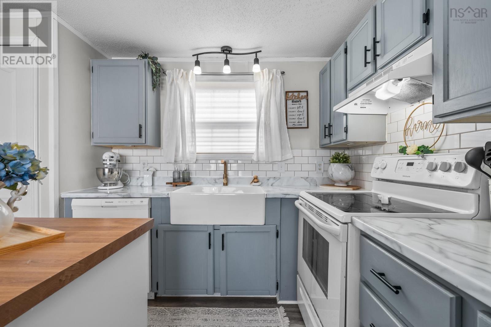 30 Sylvan Avenue, Middle Sackville, Nova Scotia  B4E 3B2 - Photo 17 - 202526541