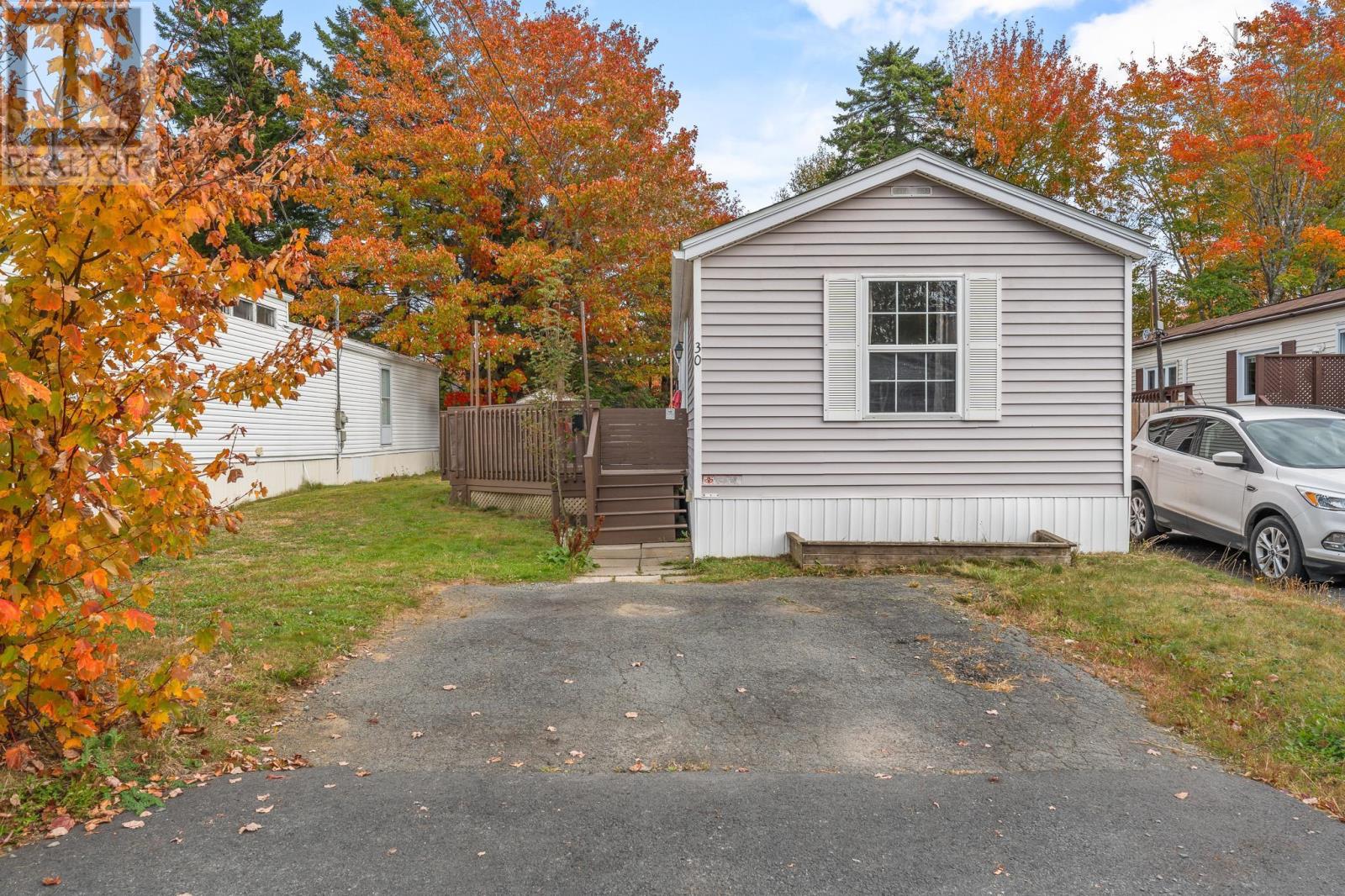 30 Sylvan Avenue, Middle Sackville, Nova Scotia  B4E 3B2 - Photo 3 - 202526541