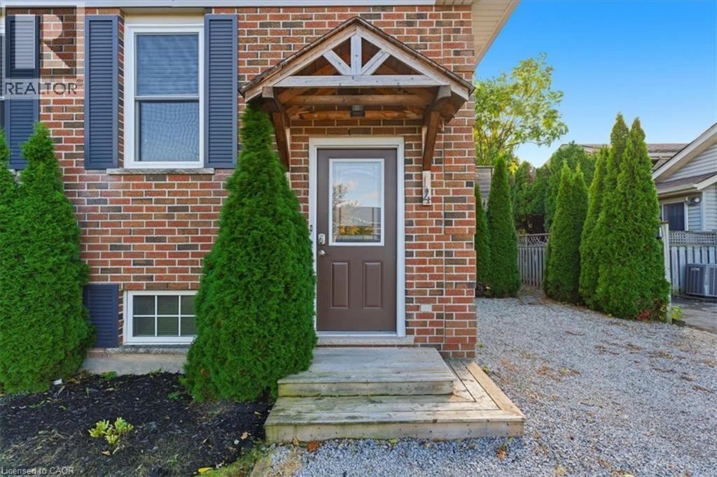 4 Fox Trail Drive, St. Catharines, Ontario  L2S 3T7 - Photo 5 - 40782006