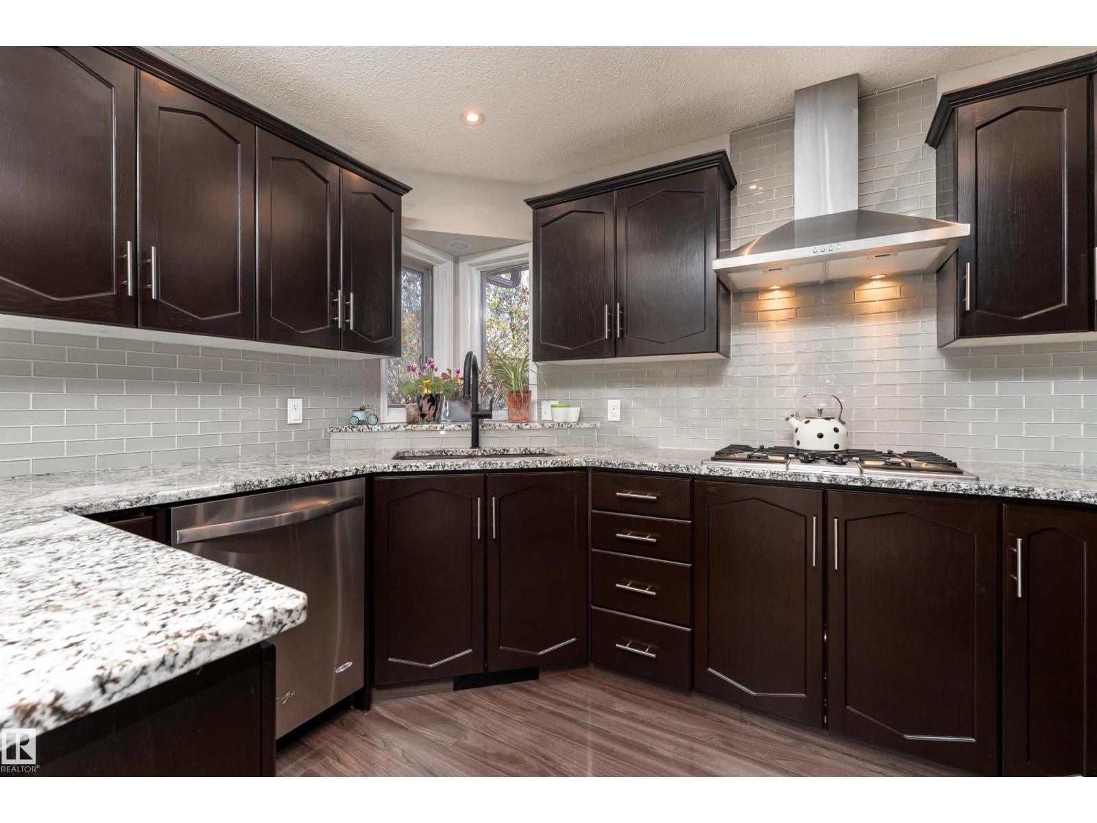 47 Coachman Wy, Sherwood Park, Alberta  T8H 1C2 - Photo 9 - E4463323