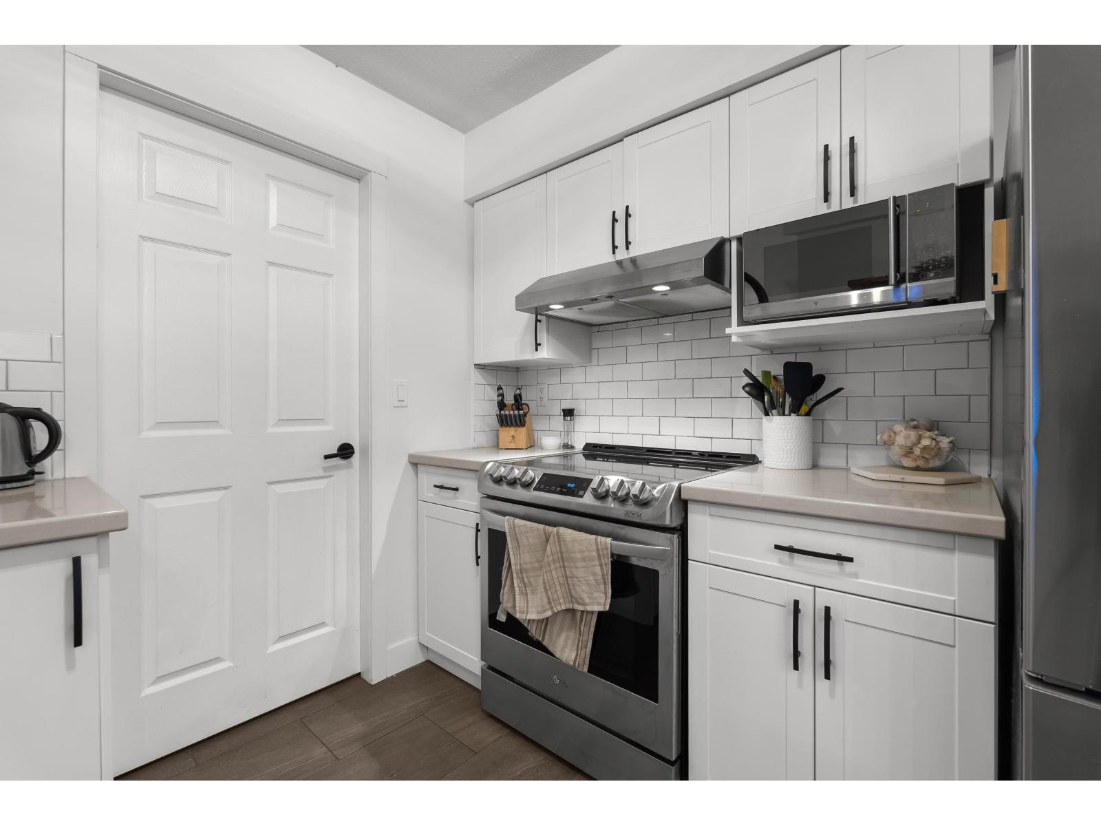 302 32638 7 Avenue, Mission, British Columbia  V2V 7P4 - Photo 8 - R3061309