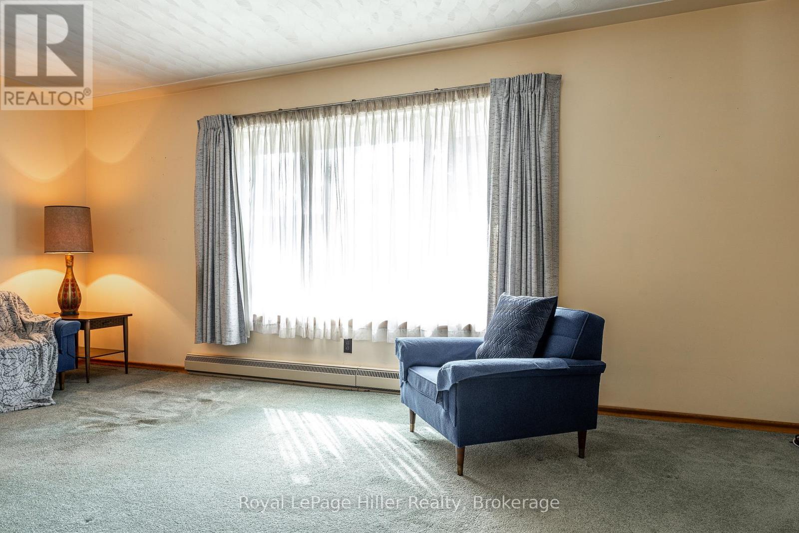 213 Home Street, Stratford, Ontario  N5A 2A4 - Photo 6 - X12480499