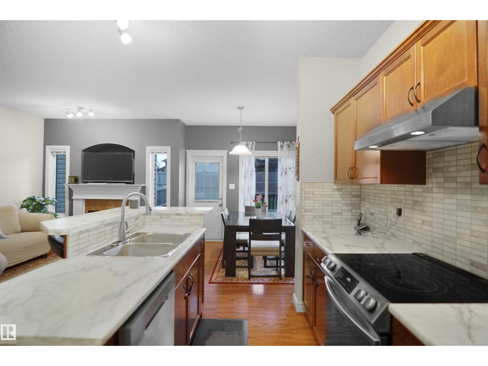11409 13 Av Sw, Edmonton, Alberta  T6W 0G8 - Photo 12 - E4463356