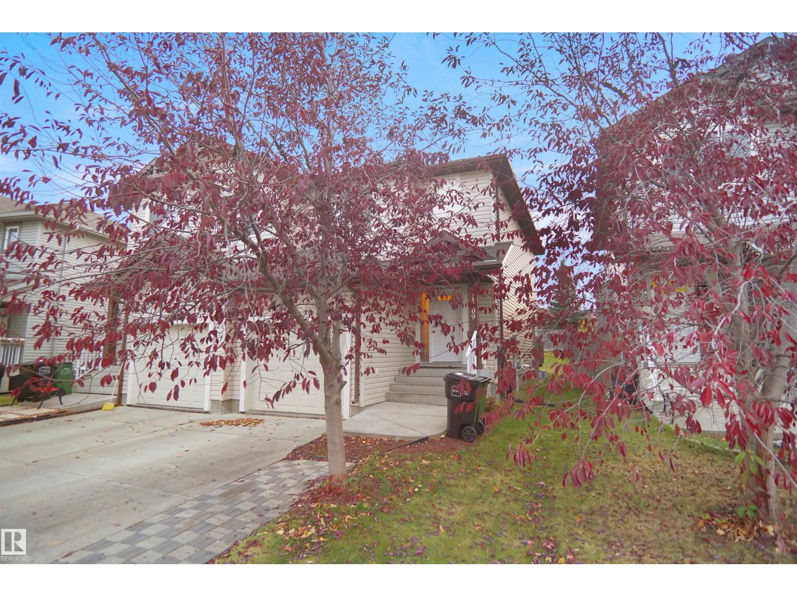11409 13 Av Sw, Edmonton, Alberta  T6W 0G8 - Photo 3 - E4463356