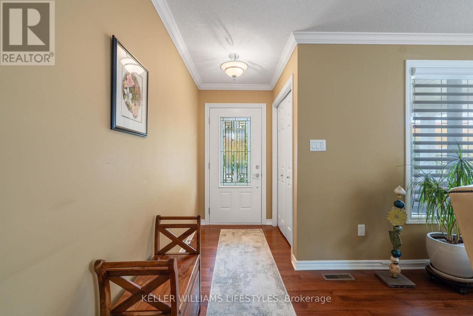28 Scourfield Drive, Ingersoll, Ontario  N5C 0A4 - Photo 5 - X12480539