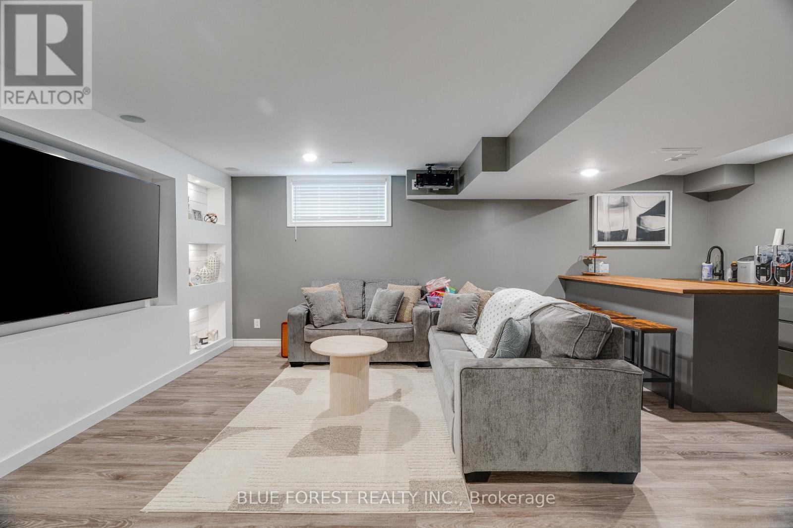 24 Peach Tree Boulevard, St. Thomas, Ontario  N5R 0B3 - Photo 13 - X12480595