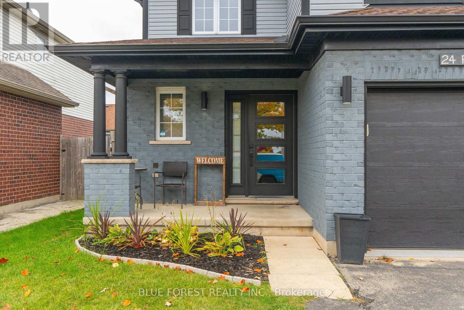 24 Peach Tree Boulevard, St. Thomas, Ontario  N5R 0B3 - Photo 2 - X12480595