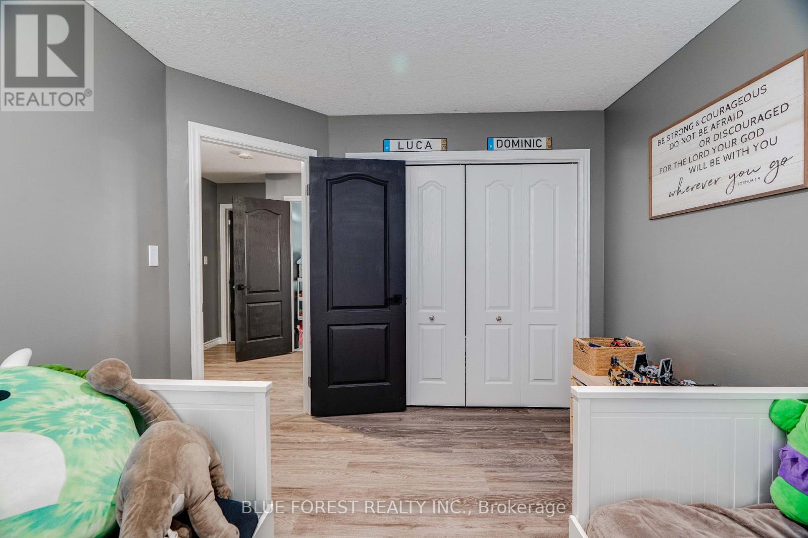 24 Peach Tree Boulevard, St. Thomas, Ontario  N5R 0B3 - Photo 23 - X12480595