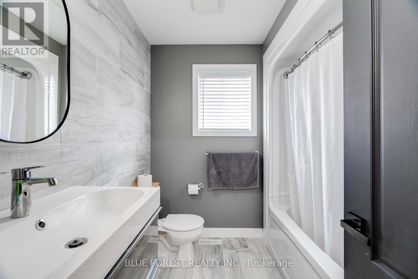 24 Peach Tree Boulevard, St. Thomas, Ontario  N5R 0B3 - Photo 24 - X12480595