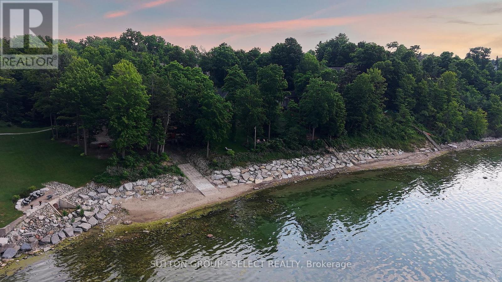 5284 Cliff Road, Lambton Shores, Ontario  N0N 1J7 - Photo 50 - X12480601