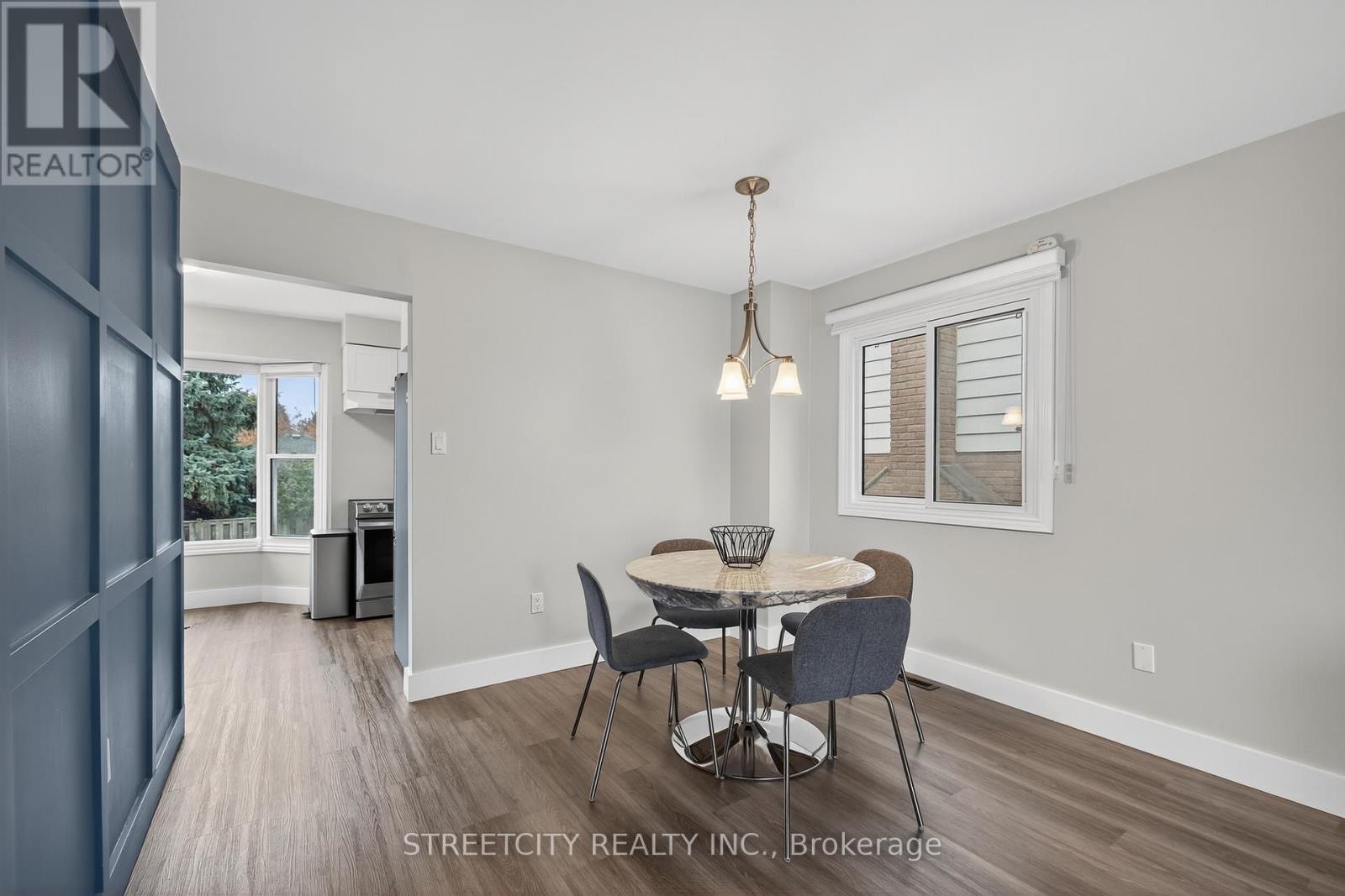 129 Highview Avenue E, London South, Ontario  N6C 5G4 - Photo 12 - X12480616
