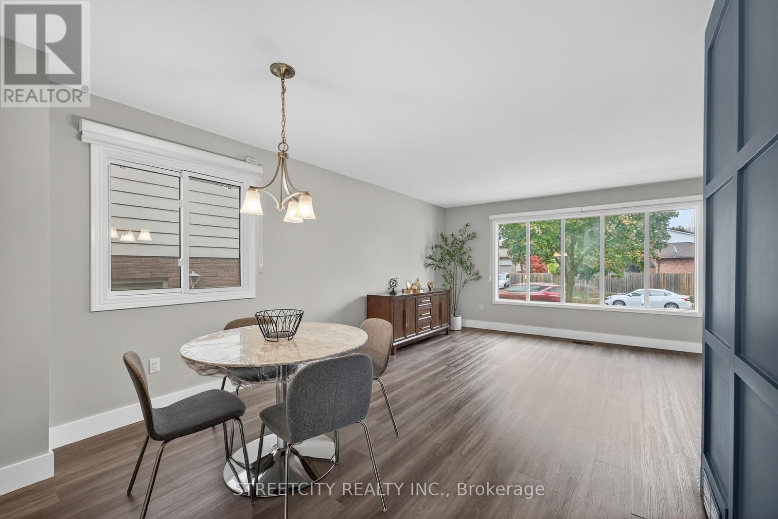 129 Highview Avenue E, London South, Ontario  N6C 5G4 - Photo 13 - X12480616