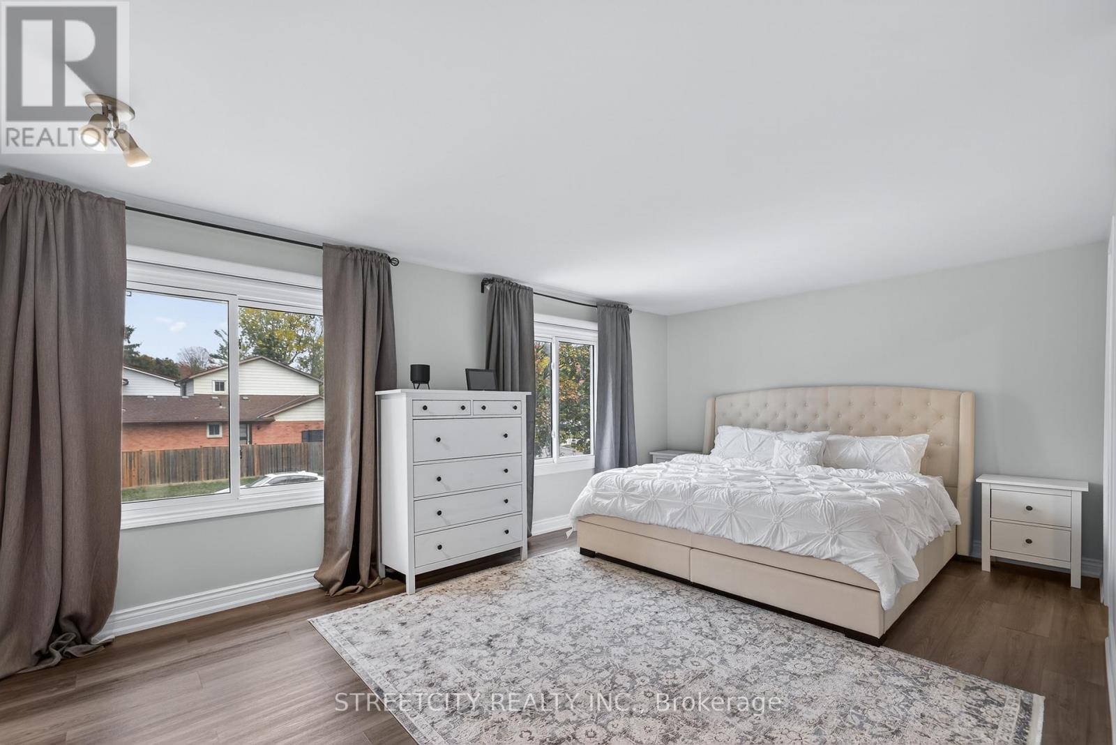 129 Highview Avenue E, London South, Ontario  N6C 5G4 - Photo 25 - X12480616