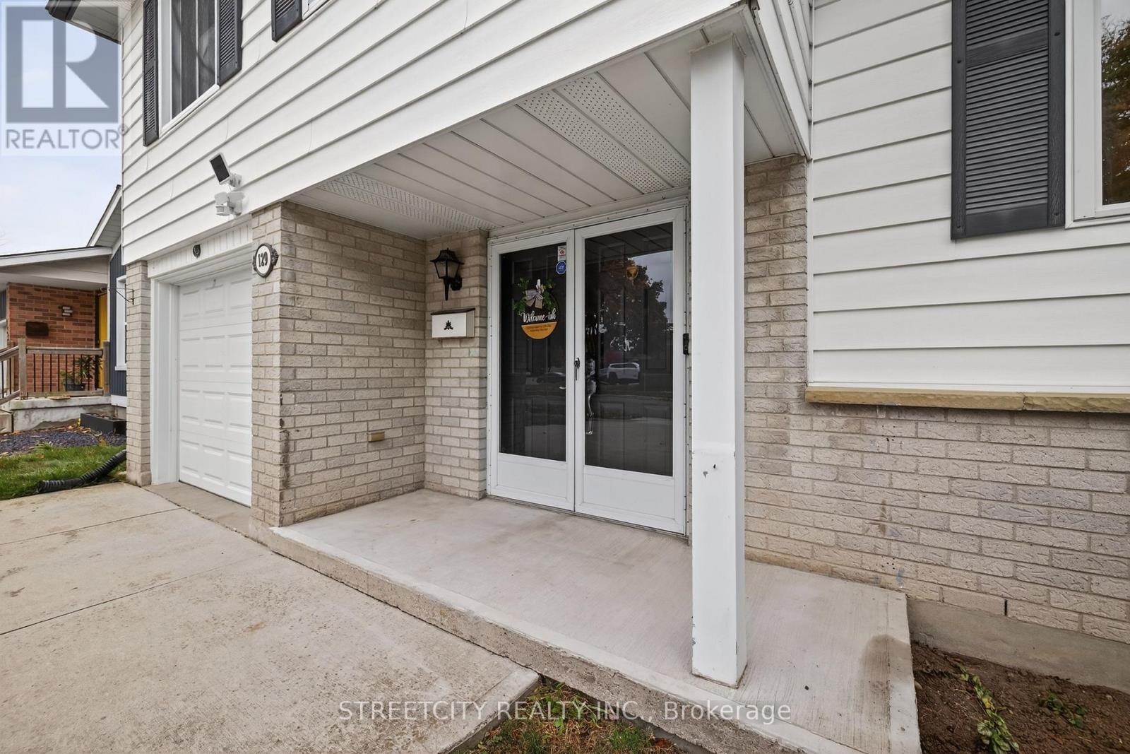 129 Highview Avenue E, London South, Ontario  N6C 5G4 - Photo 47 - X12480616