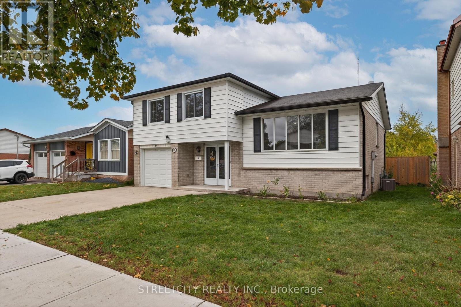 129 Highview Avenue E, London South, Ontario  N6C 5G4 - Photo 48 - X12480616