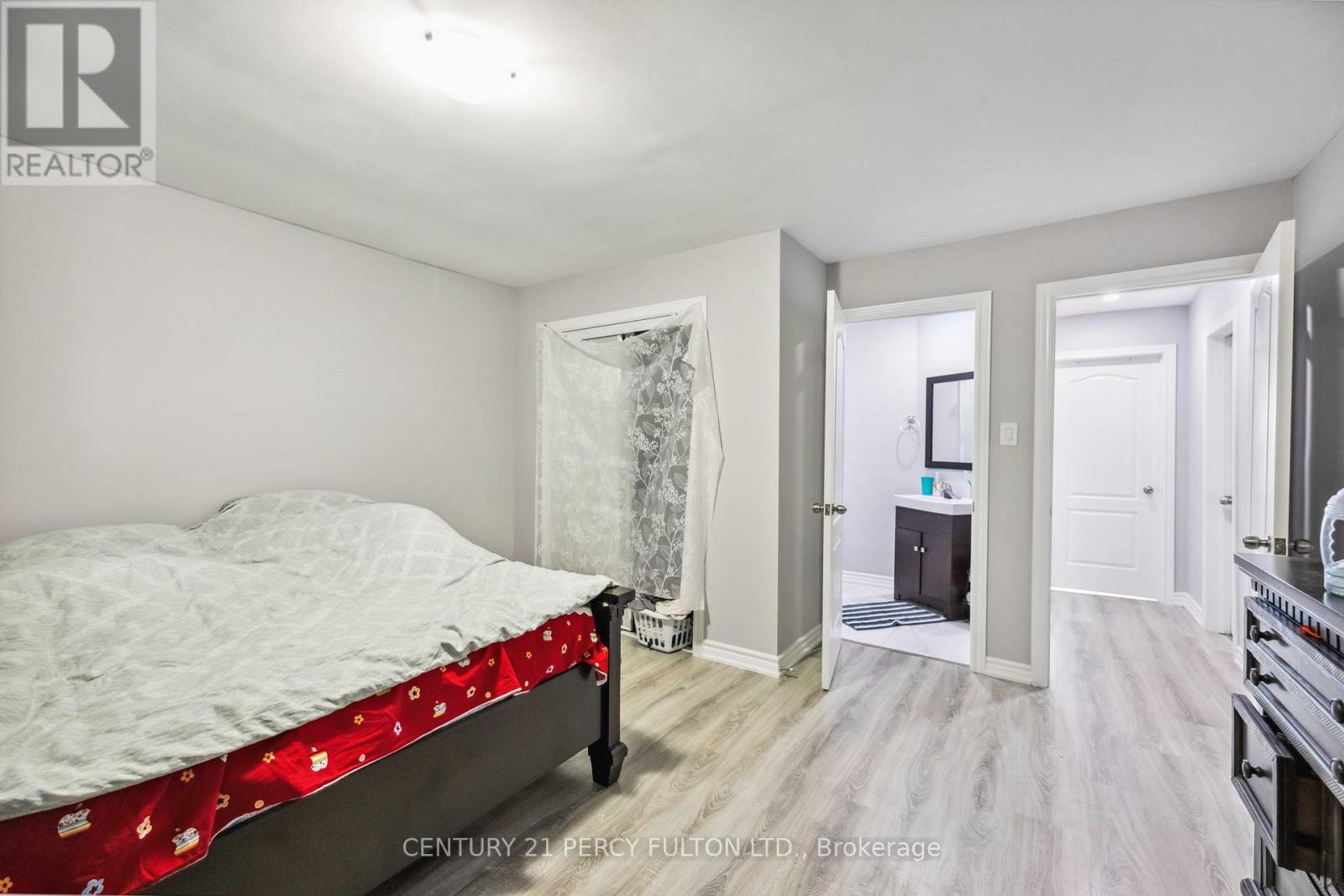 47 Woolenscote Circle, Toronto (West Humber-Clairville), Ontario  M9V 4R6 - Photo 18 - W12021874