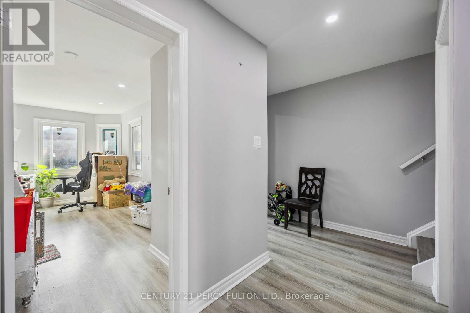 47 Woolenscote Circle, Toronto (West Humber-Clairville), Ontario  M9V 4R6 - Photo 11 - W12021874