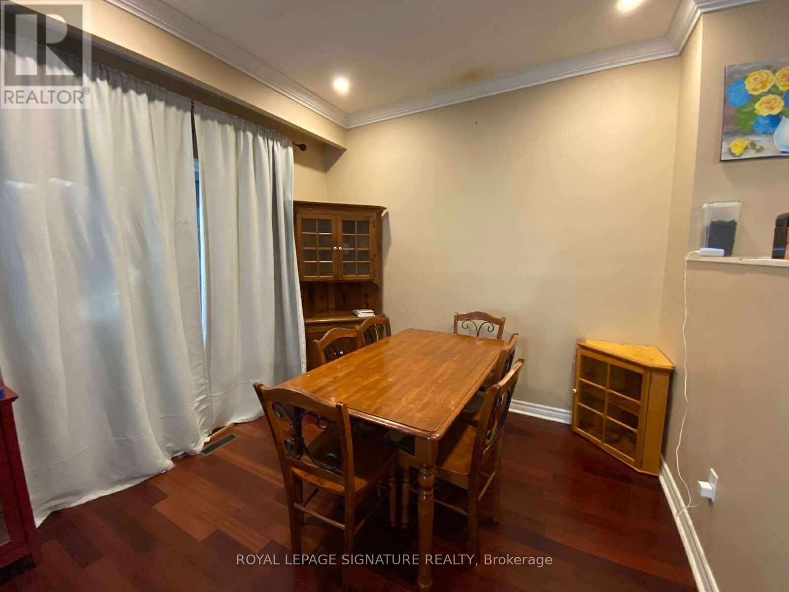 Main - 4273 Pheasant Run, Mississauga, Ontario  L5L 2B8 - Photo 12 - W12463143