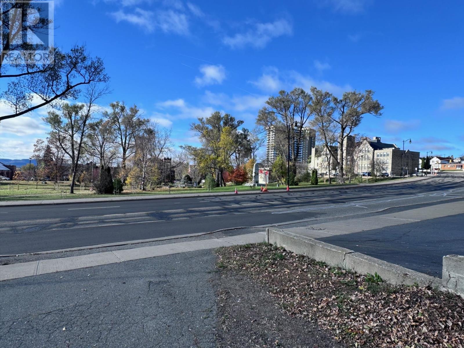 338 Red River Rd, Thunder Bay, Ontario P7B 1B1 - Photo 11 - TB253266