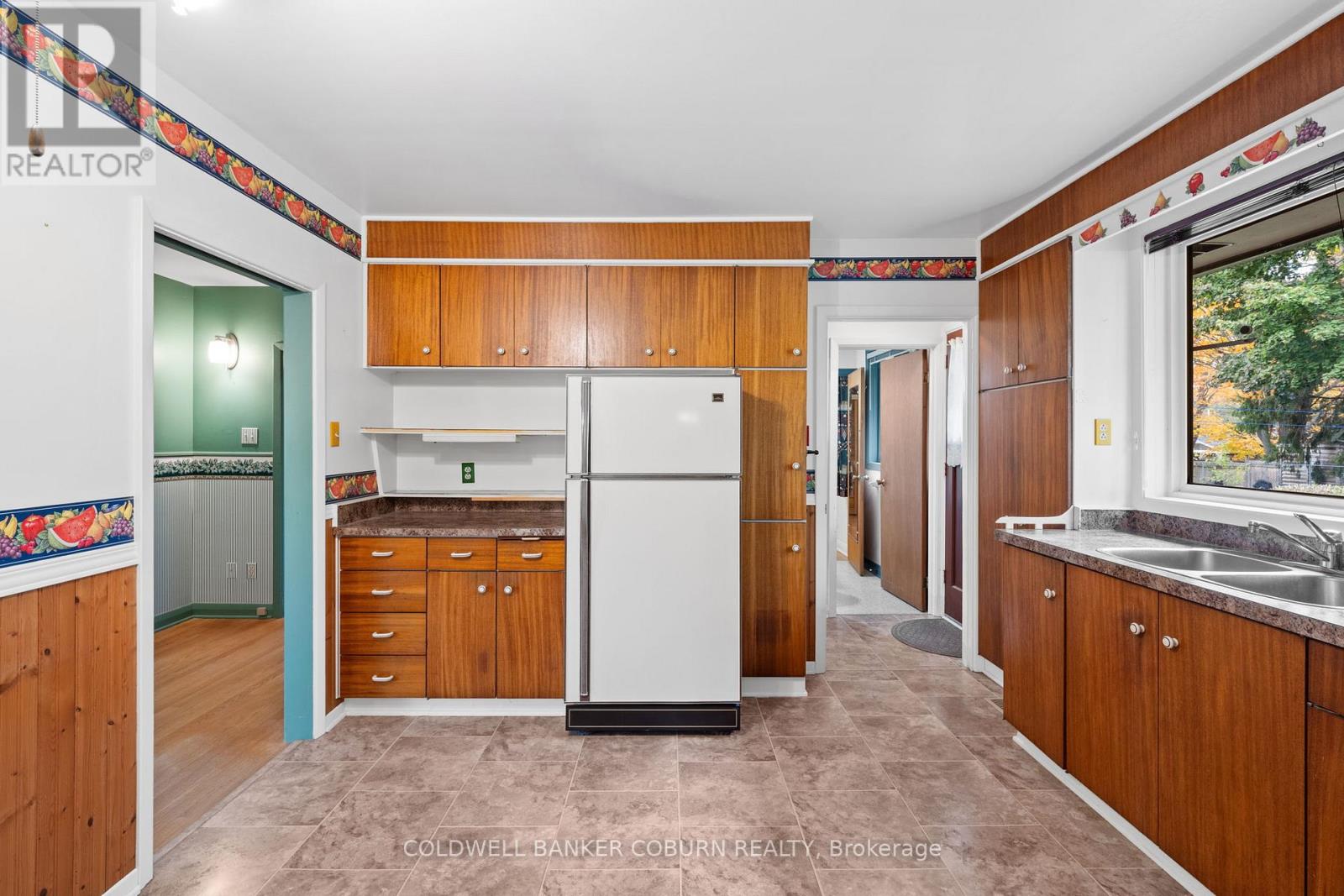 53 Eisenhower Crescent, Ottawa, Ontario  K2J 3Z8 - Photo 15 - X12480542