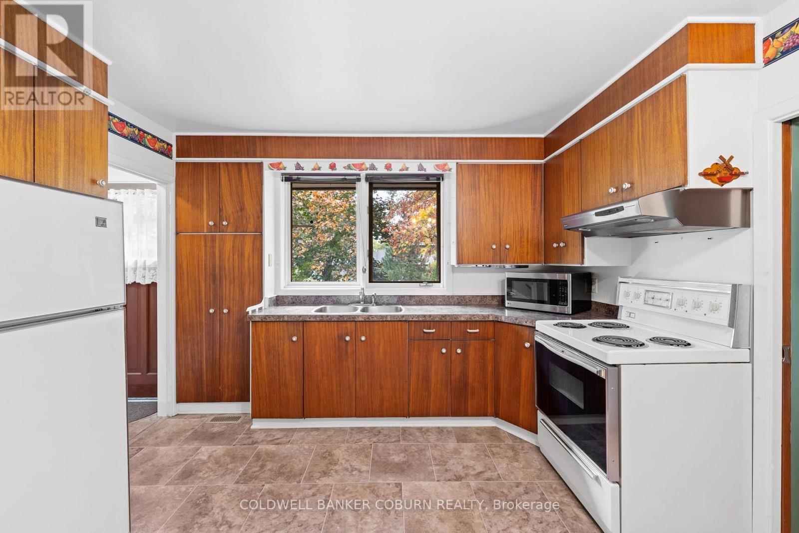 53 Eisenhower Crescent, Ottawa, Ontario  K2J 3Z8 - Photo 16 - X12480542