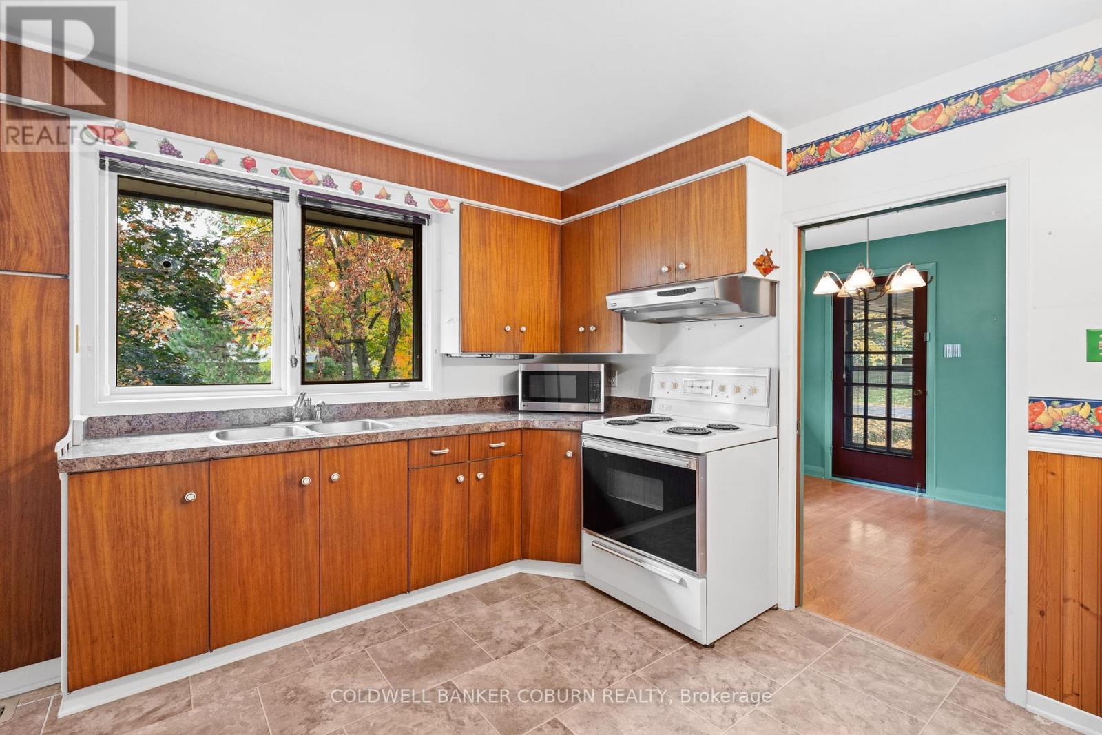 53 Eisenhower Crescent, Ottawa, Ontario  K2J 3Z8 - Photo 17 - X12480542