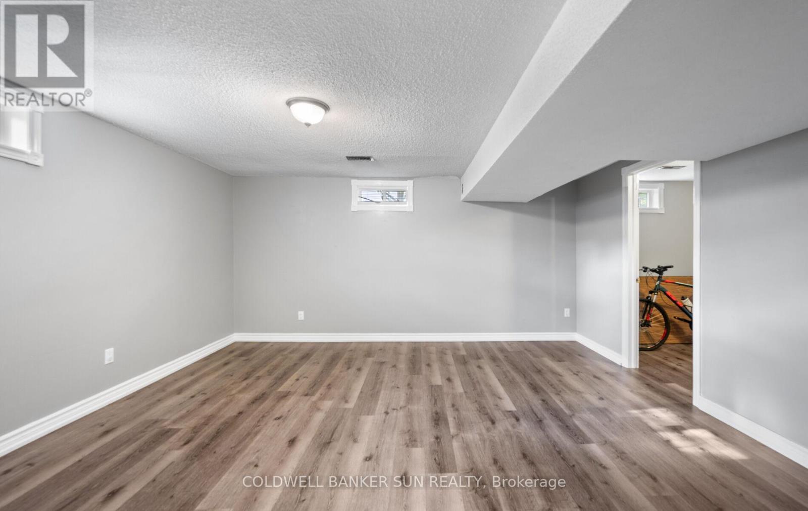 10 Corsham Place, Caledon (Bolton East), Ontario  L7E 1L3 - Photo 42 - W12480125