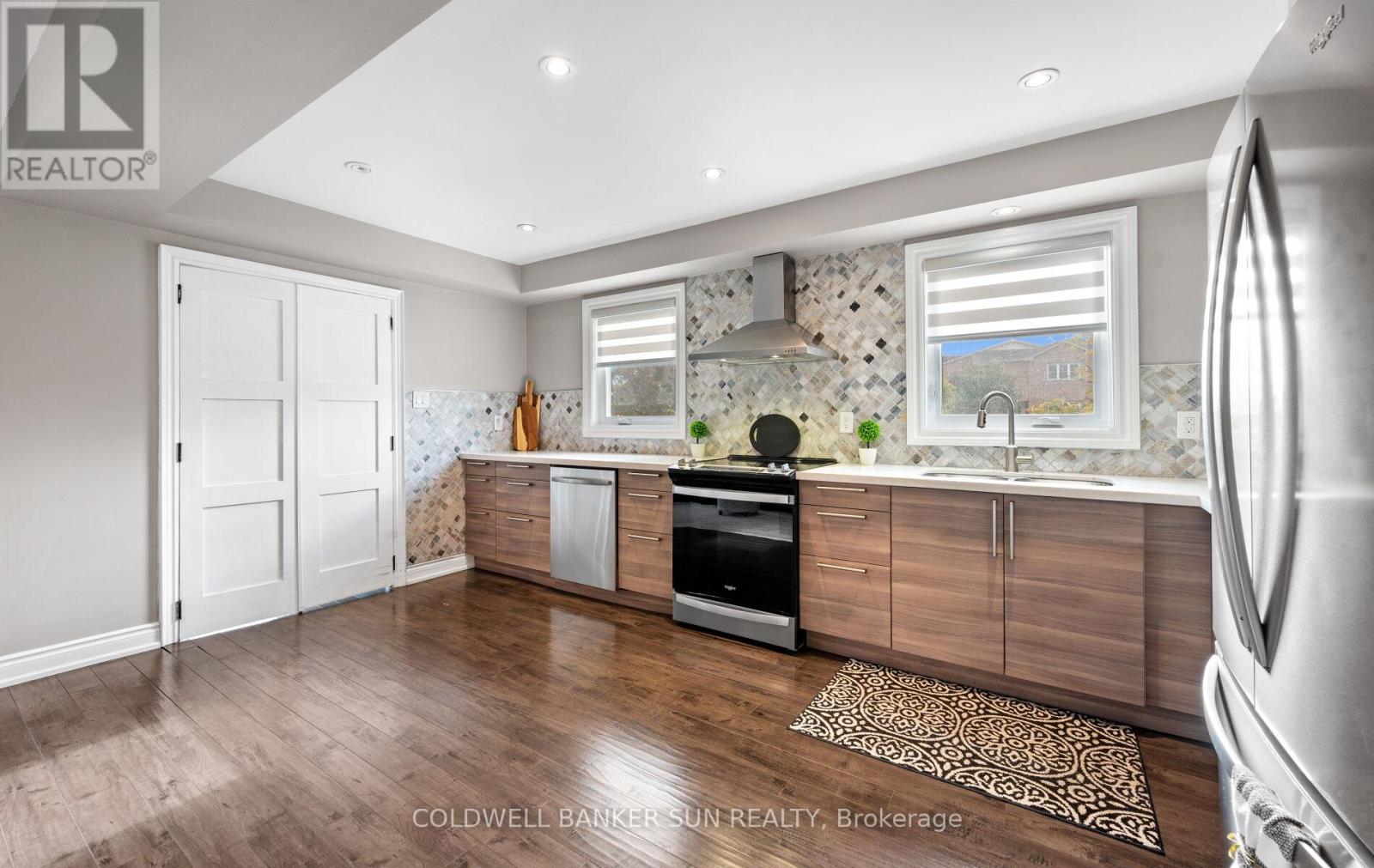 10 Corsham Place, Caledon (Bolton East), Ontario  L7E 1L3 - Photo 21 - W12480125
