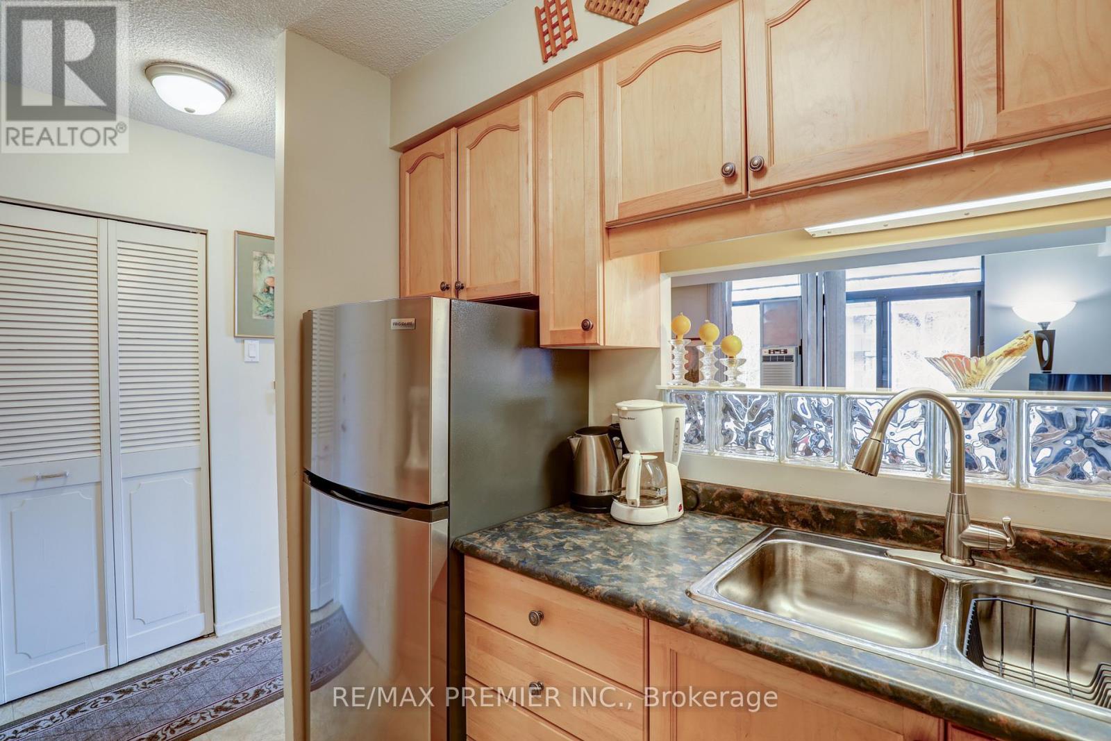 5-202 - 50 Old Kingston Road, Toronto (West Hill), Ontario  M1E 4Y1 - Photo 6 - E12017005