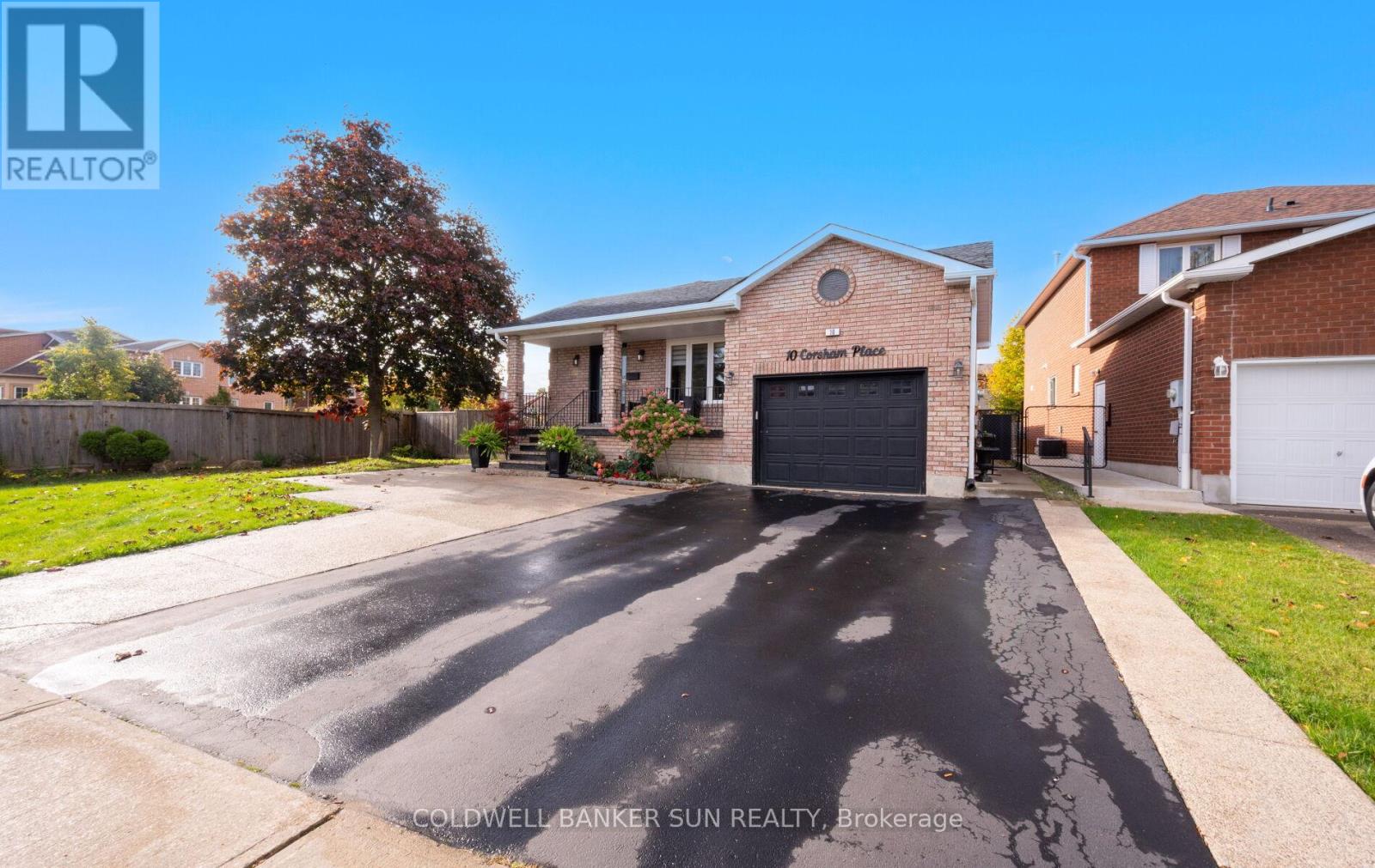 10 Corsham Place, Caledon (Bolton East), Ontario  L7E 1L3 - Photo 4 - W12480125