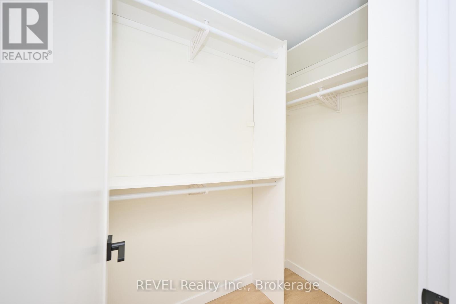 Lower Unit - 4650 Belfast Avenue, Niagara Falls, Ontario  L2E 4G3 - Photo 11 - X12480495