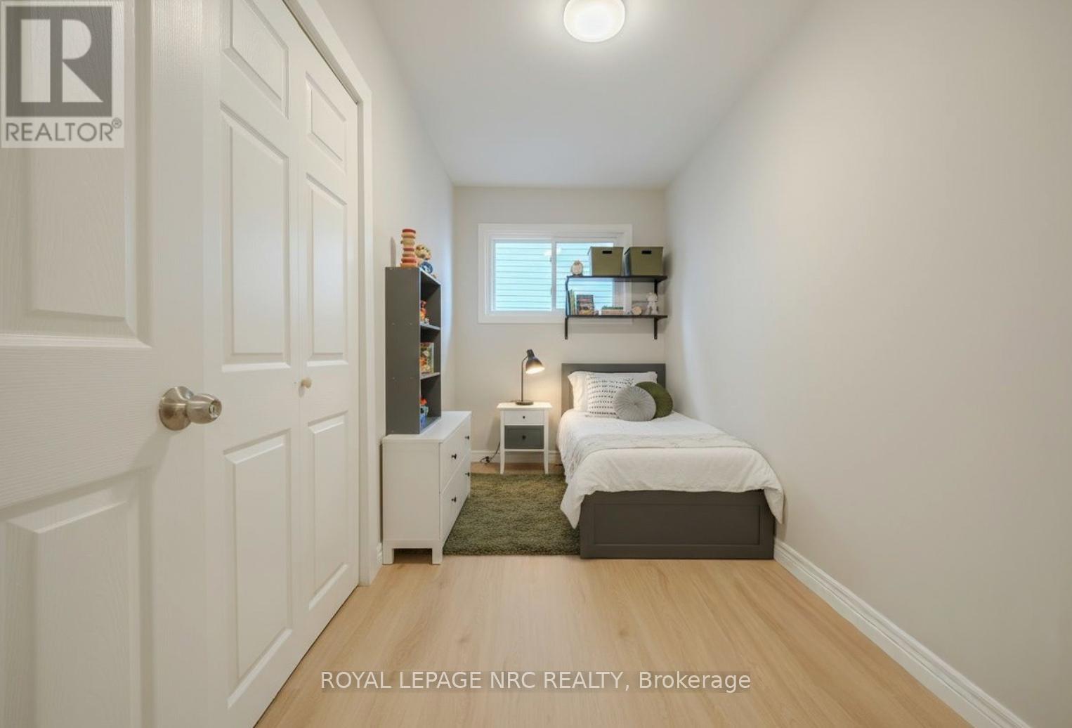 42 Fawell Avenue, St. Catharines, Ontario  L2S 2V6 - Photo 11 - X12480526