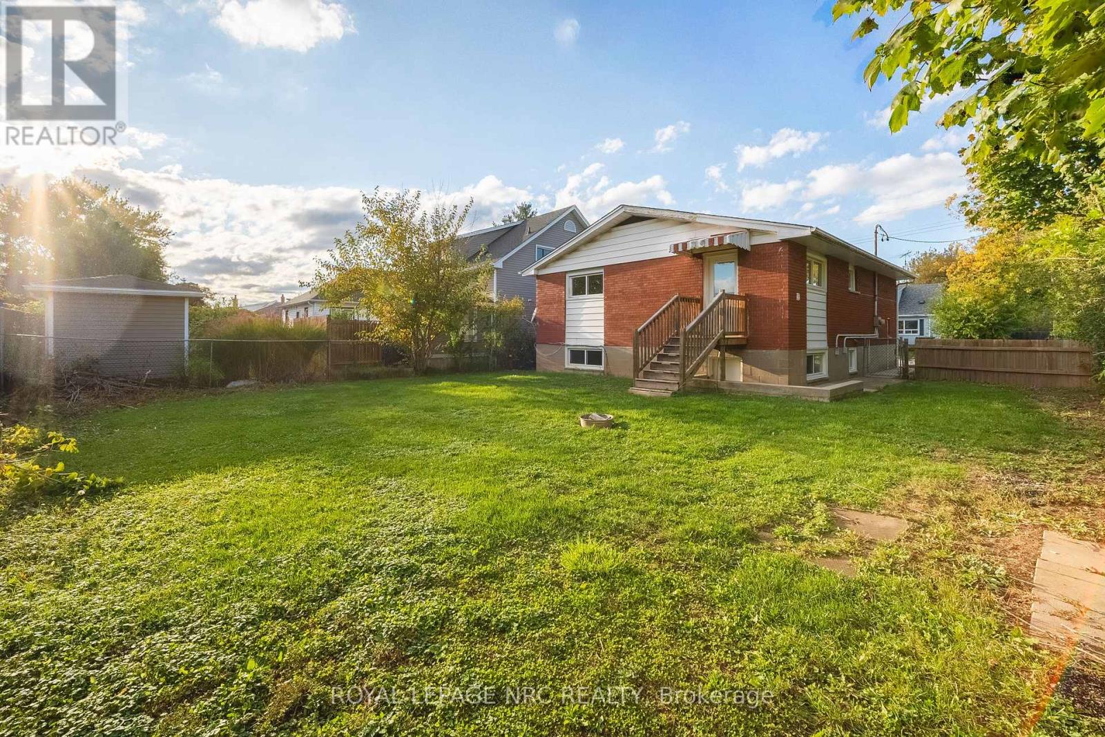 42 Fawell Avenue, St. Catharines, Ontario  L2S 2V6 - Photo 23 - X12480526